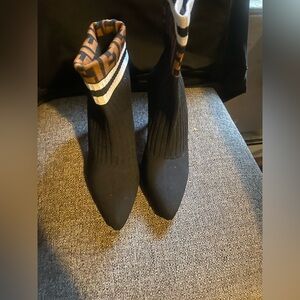 Stylish Black Knit Ankle Boots